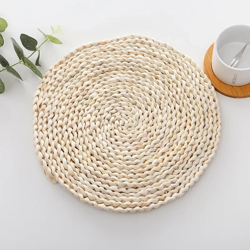 2 PCS Round Wicker Woven Placemats for Dining Table Natural Braided Rattan Tablemat Charger Plates for Holiday Kitchen TableMat - BELMA