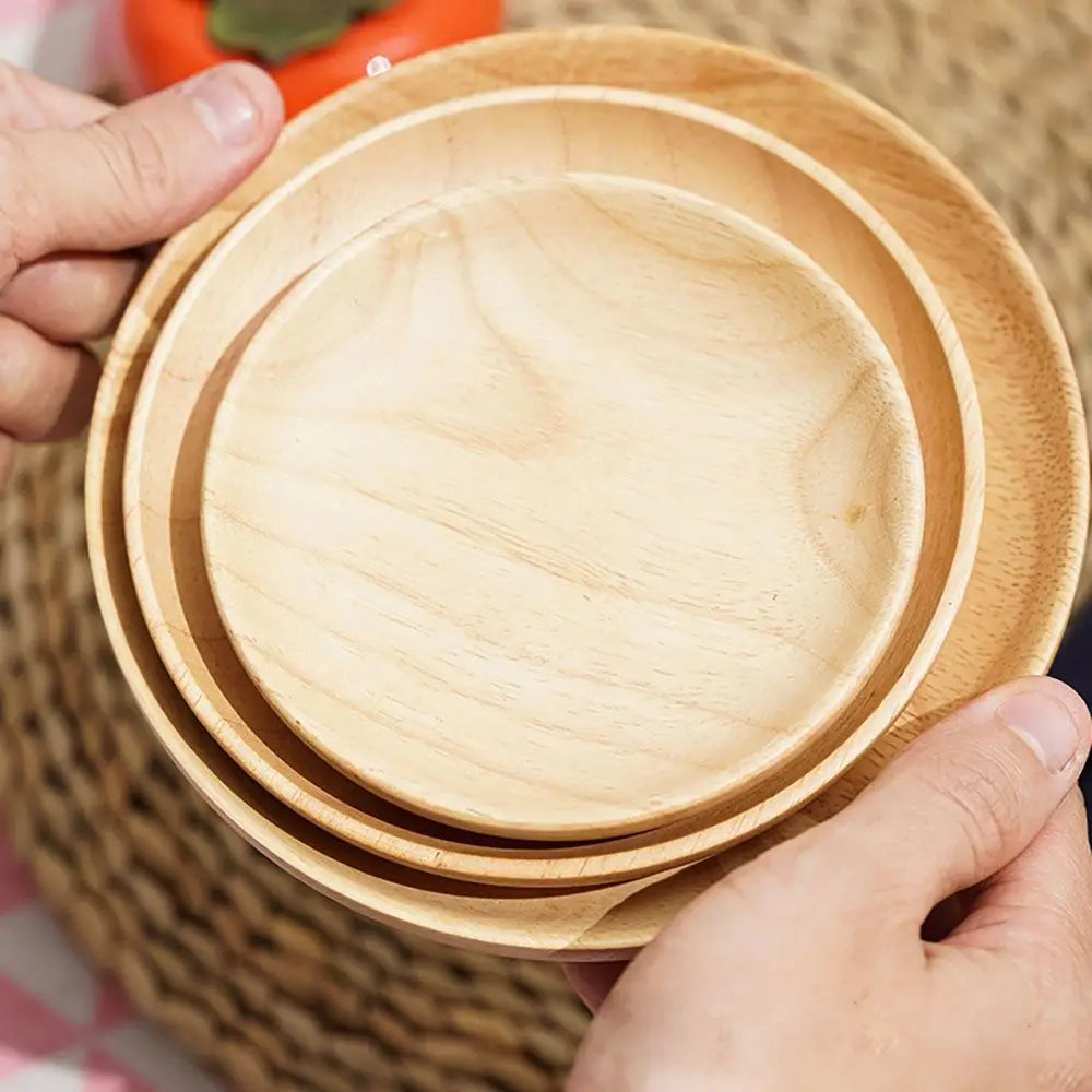 Rubber Wood Eco-Friendly Kitchen Supplies Unbreakable Hand-made Round Wood Plate Tea Tray Dessert Plate Snack Plate