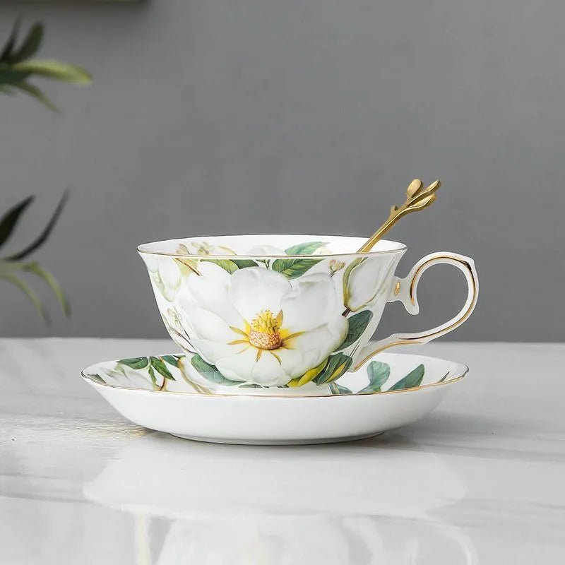 Ceramic Coffee Cup Saucer Spoon Set Flower Tea Cups Set European Porcelain Mug and Saucer For Coffee Cups Mugs Coffeeware Gift - BELMA